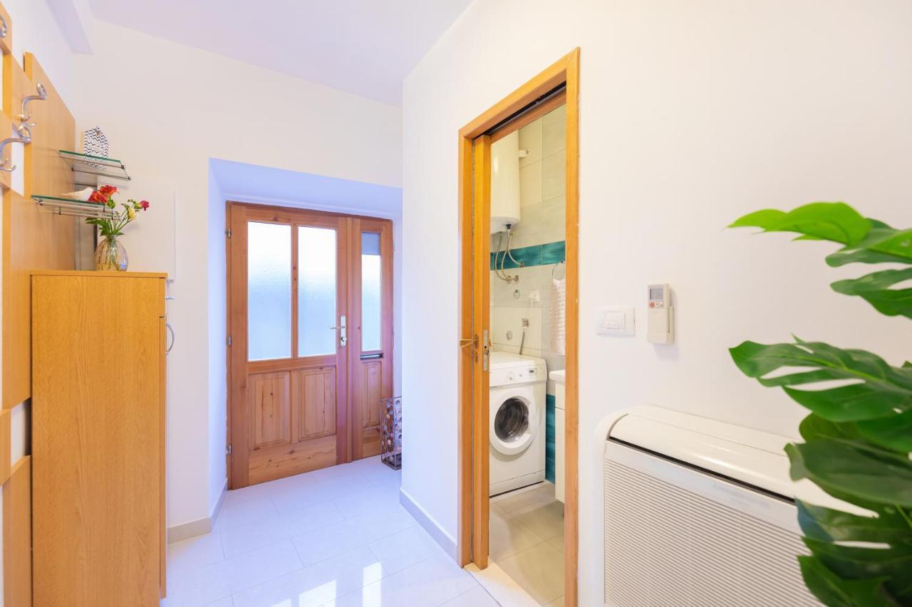 Domino Holiday Home ดูบรอฟนิก ภายนอก รูปภาพ