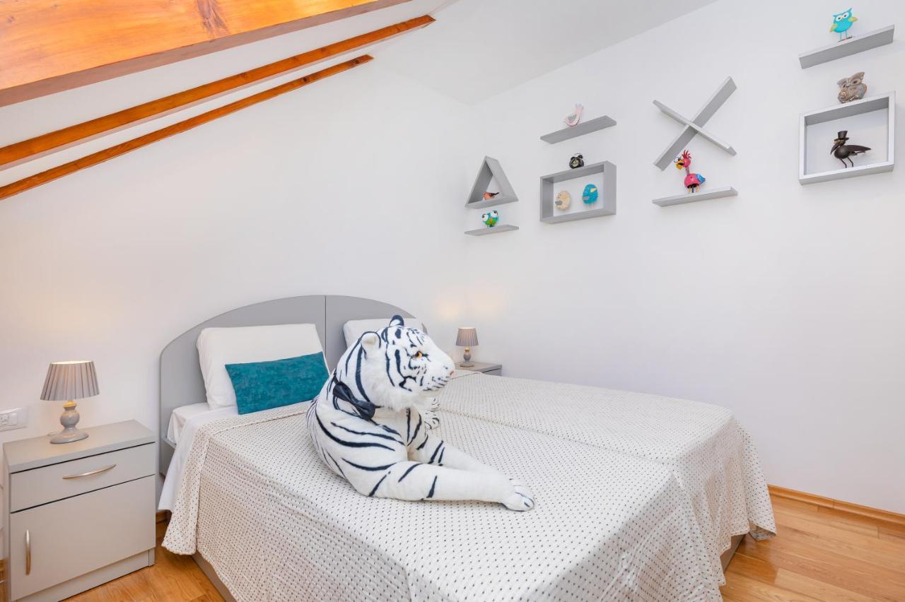 Domino Holiday Home ดูบรอฟนิก ภายนอก รูปภาพ