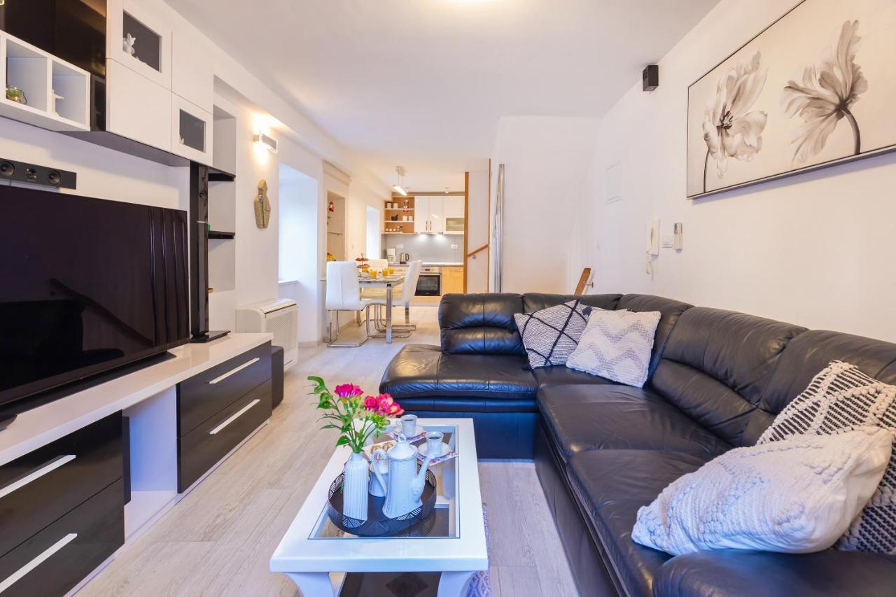 Domino Holiday Home ดูบรอฟนิก ภายนอก รูปภาพ